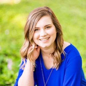 Meet your Posher, Rebecca